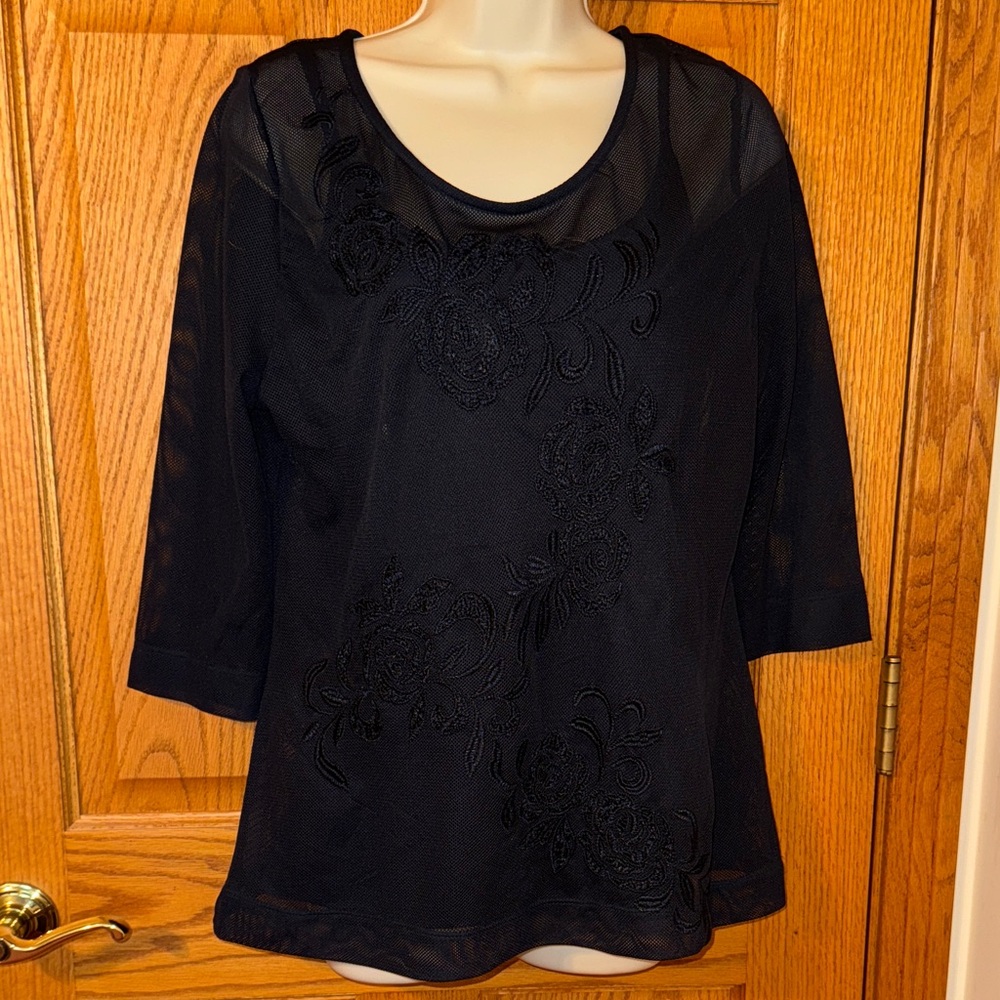 Elegant Navy Blue Floral Embroidered Women's Top 3/4 sleeve